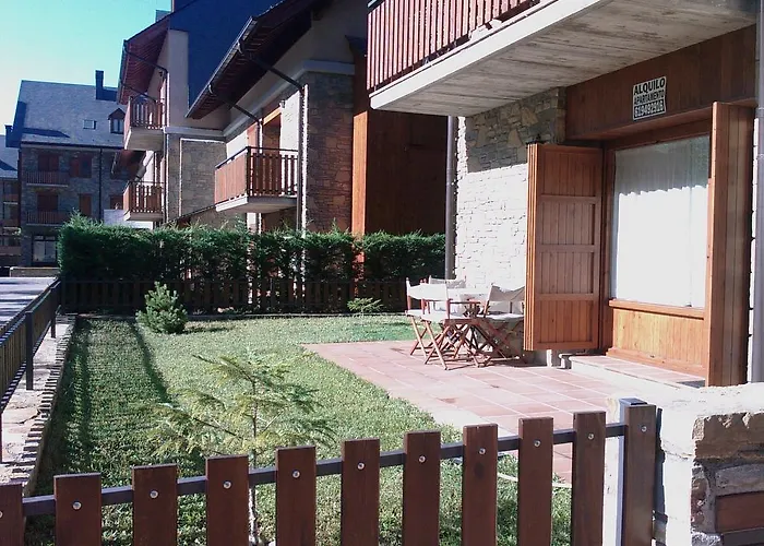 Apartmentsuitespain Baqueira Jardin